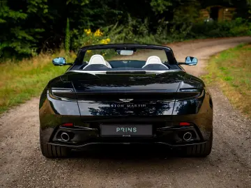ASTON MARTIN DB12 Volante 4.0 V8   Bowers & Wilkins