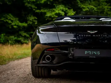 ASTON MARTIN DB12 Volante 4.0 V8   Bowers & Wilkins