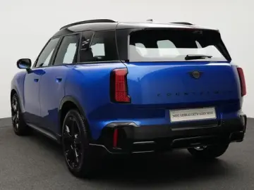 MINI Countryman D (Cooper) John Cooper Works Trim