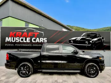 DODGE RAM 1500 Laramie Night Edition   426 CP PANO