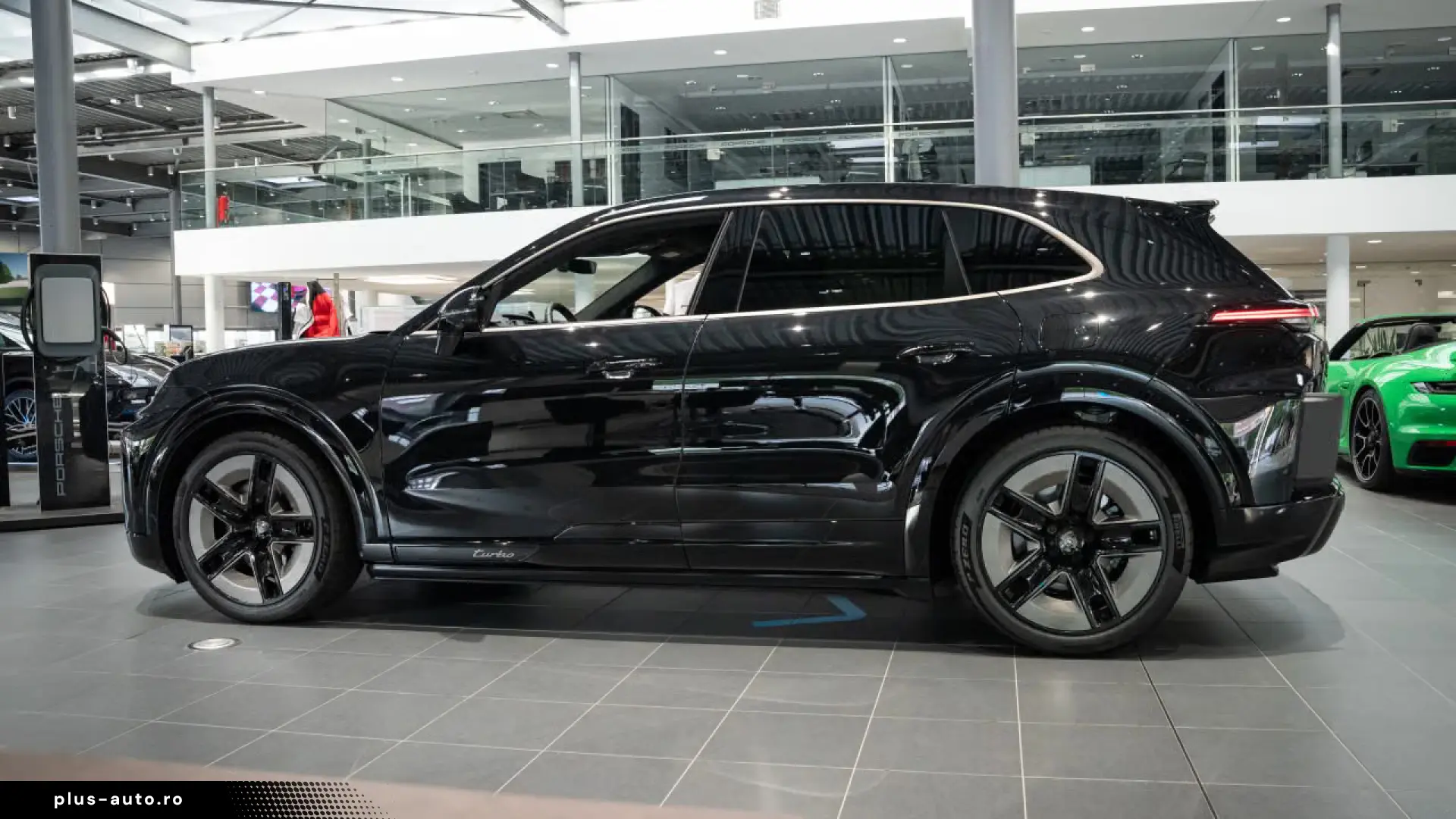 Porsche Cayenne Turbo Electric