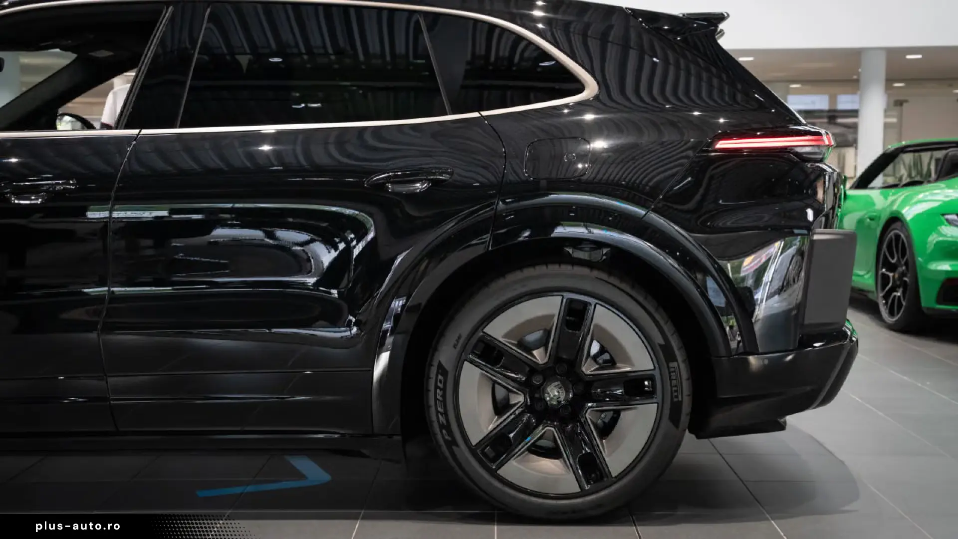 Porsche Cayenne Turbo Electric
