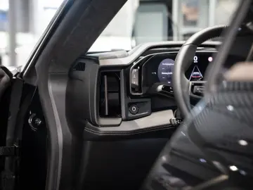 Porsche Cayenne Turbo Electric