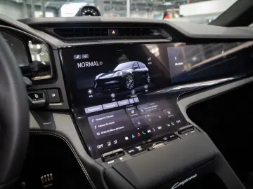 Porsche Cayenne Turbo Electric