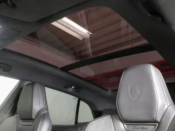 Porsche Cayenne Turbo Electric Panorama 22'' SportDesign