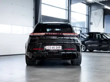 Porsche Cayenne Electric