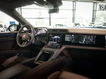 Porsche Cayenne Electric