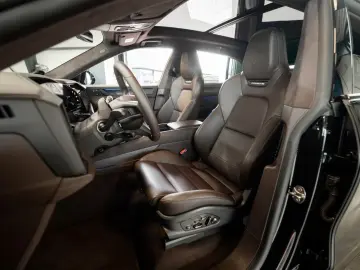 Porsche Cayenne Electric