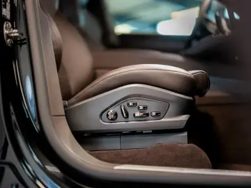 Porsche Cayenne Electric
