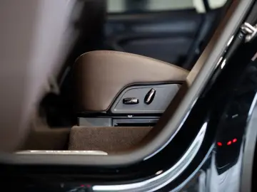 Porsche Cayenne Electric
