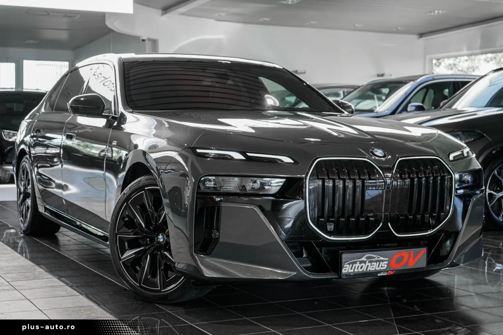 BMW Seria 7 în leasing operațional MOOV