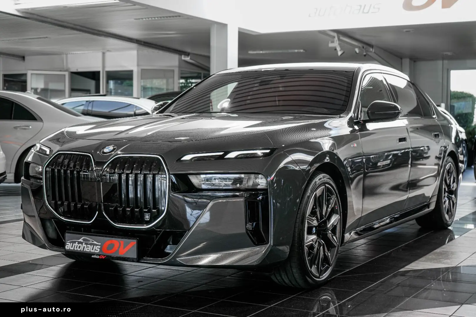 BMW Seria 7 în leasing operațional MOOV