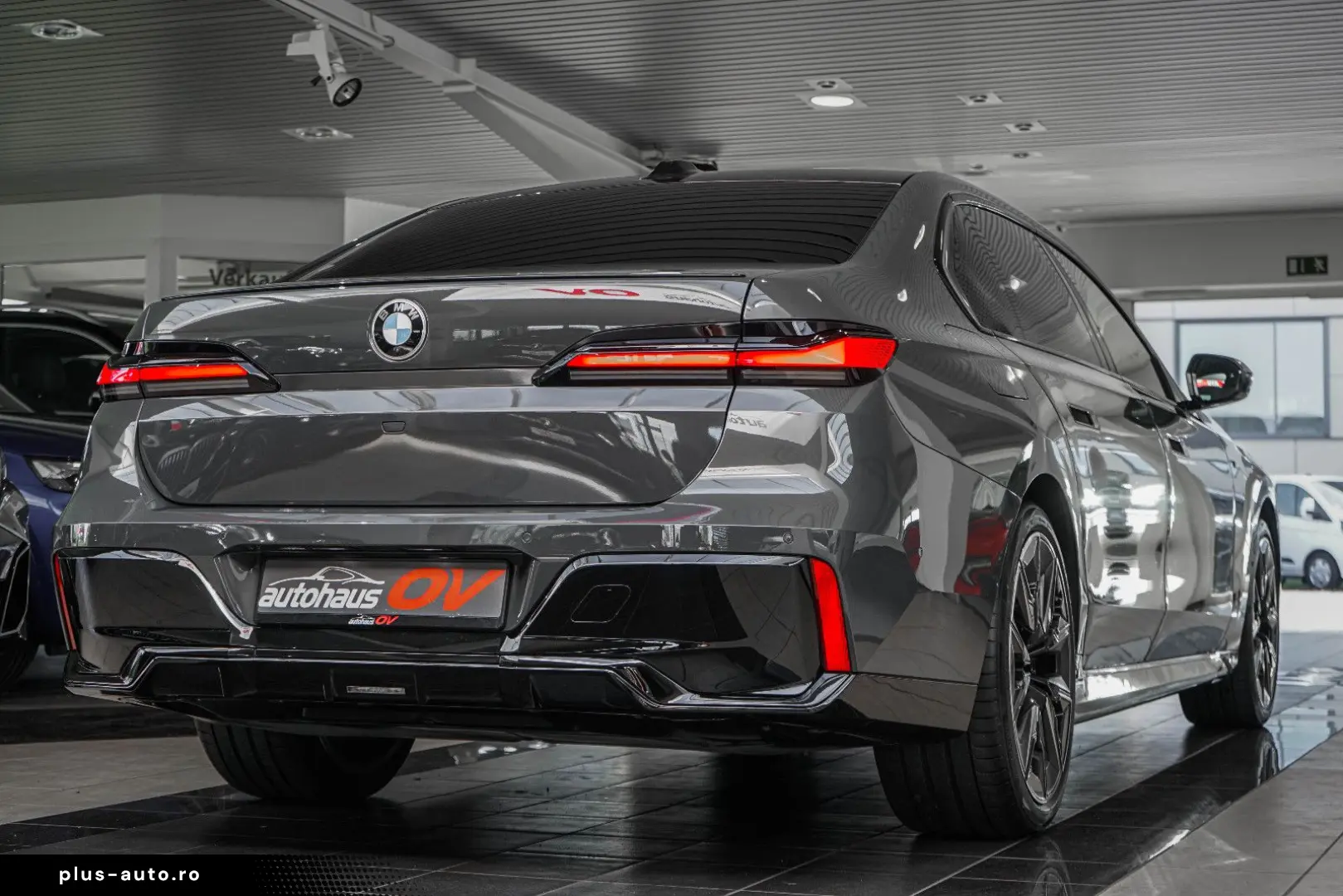 BMW Seria 7 în leasing operațional MOOV