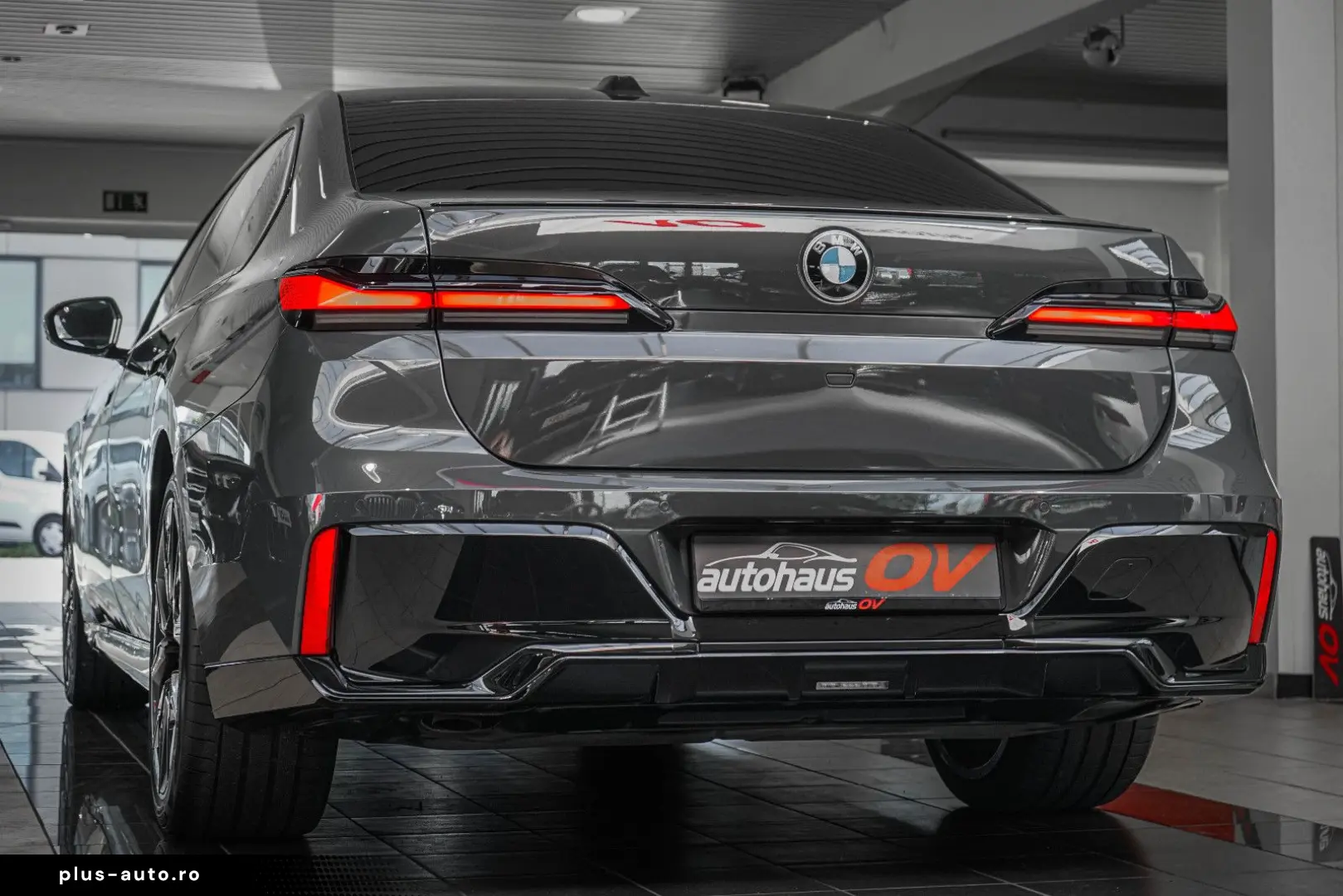 BMW Seria 7 în leasing operațional MOOV