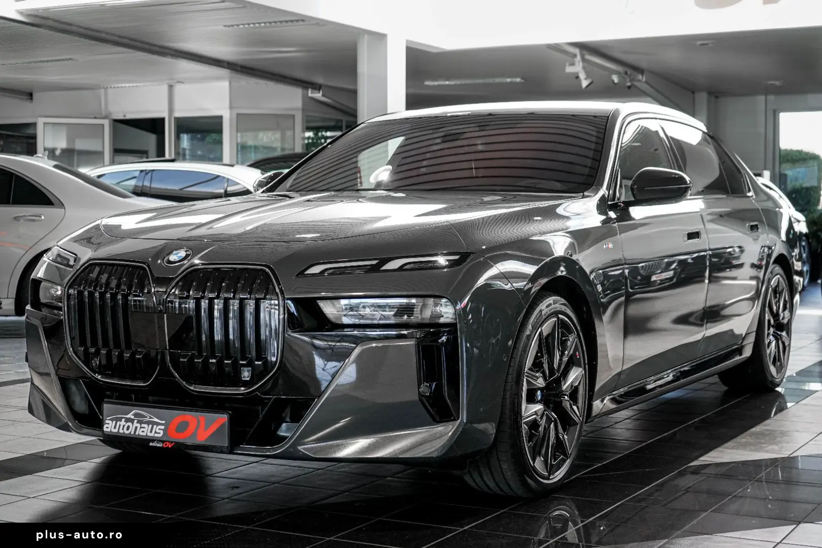 BMW Seria 7 în leasing operațional MOOV