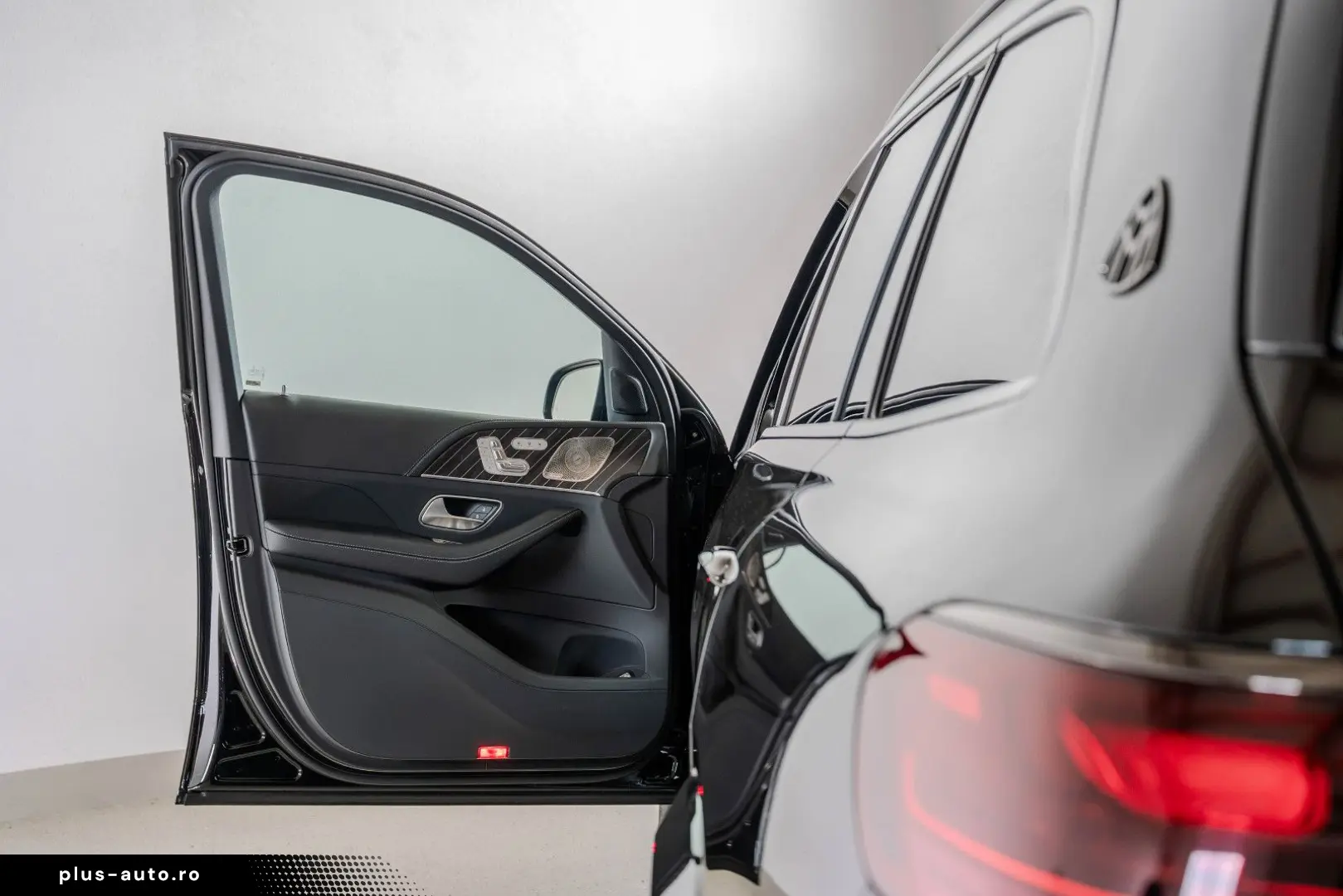 MERCEDES-BENZ GLS în leasing operațional MOOV