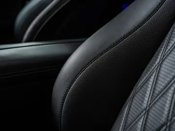 MERCEDES-BENZ GLS 600 Maybach NIGHT SERIES