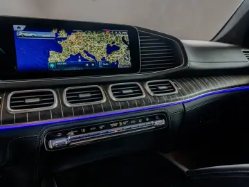 MERCEDES-BENZ GLS 600 Maybach NIGHT SERIES