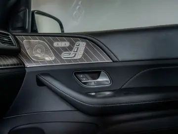 MERCEDES-BENZ GLS 600 Maybach NIGHT SERIES