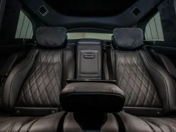 MERCEDES-BENZ GLS 600 Maybach NIGHT SERIES