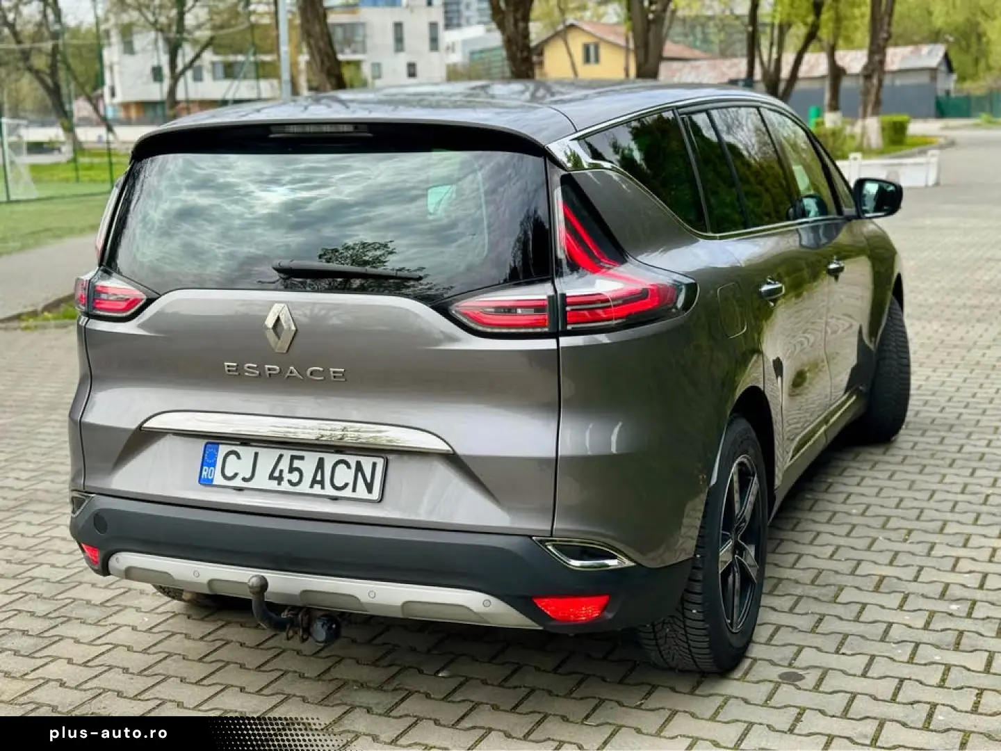 RENAULT ESPACE V  7 LOCURI  2015