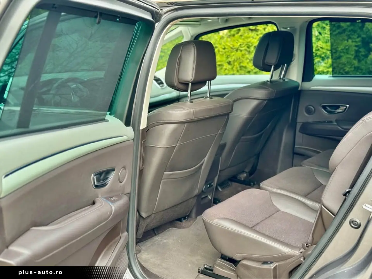 RENAULT ESPACE V  7 LOCURI  2015