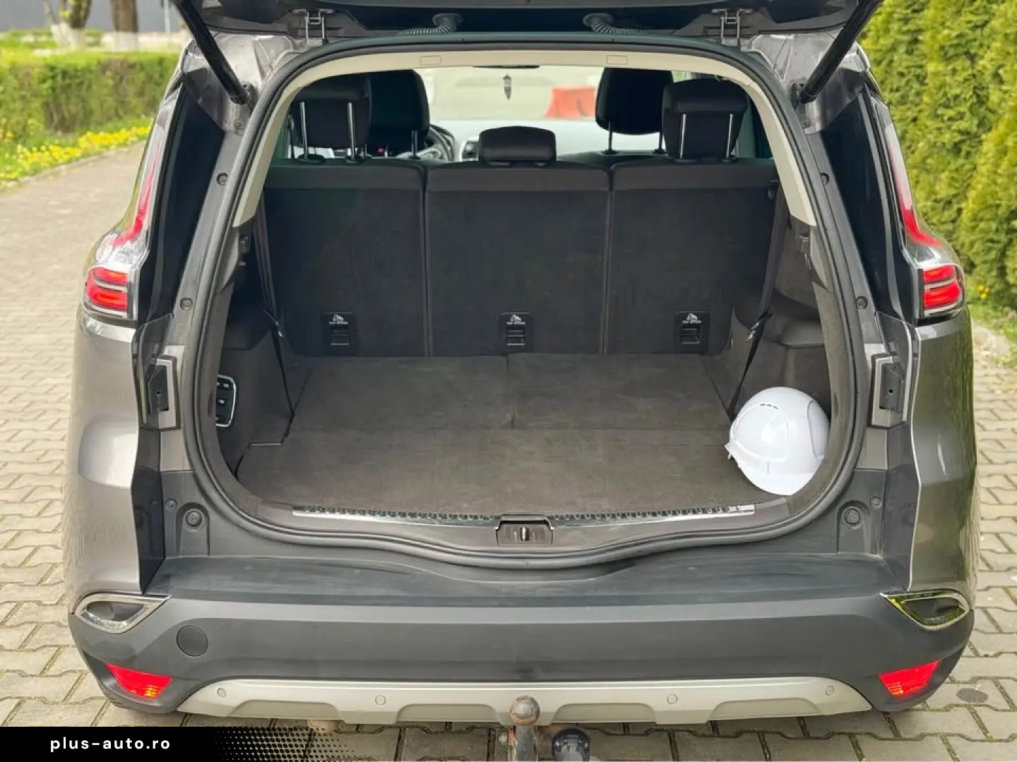 RENAULT ESPACE V  7 LOCURI  2015