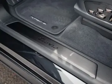 Porsche Cayenne Electric 850 kW Turbo