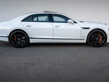 Bentley Flying Spur Speed V8 Hybrid