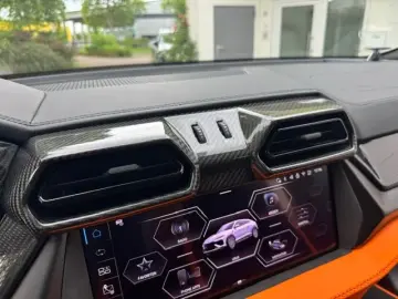 Lamborghini Urus URUS SE PD26 CARBON PACK
