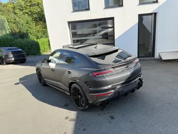 Lamborghini Urus 4.0 SE Ad