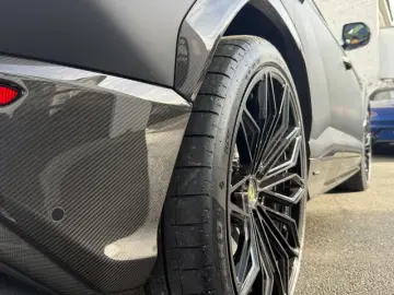 Lamborghini Urus 4.0 SE Ad