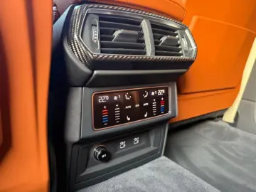 Lamborghini Urus 4.0 SE Ad
