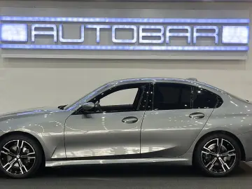 BMW 320 d xDrive M SPORT STANDHZ HEAD_UP ACC HiFi