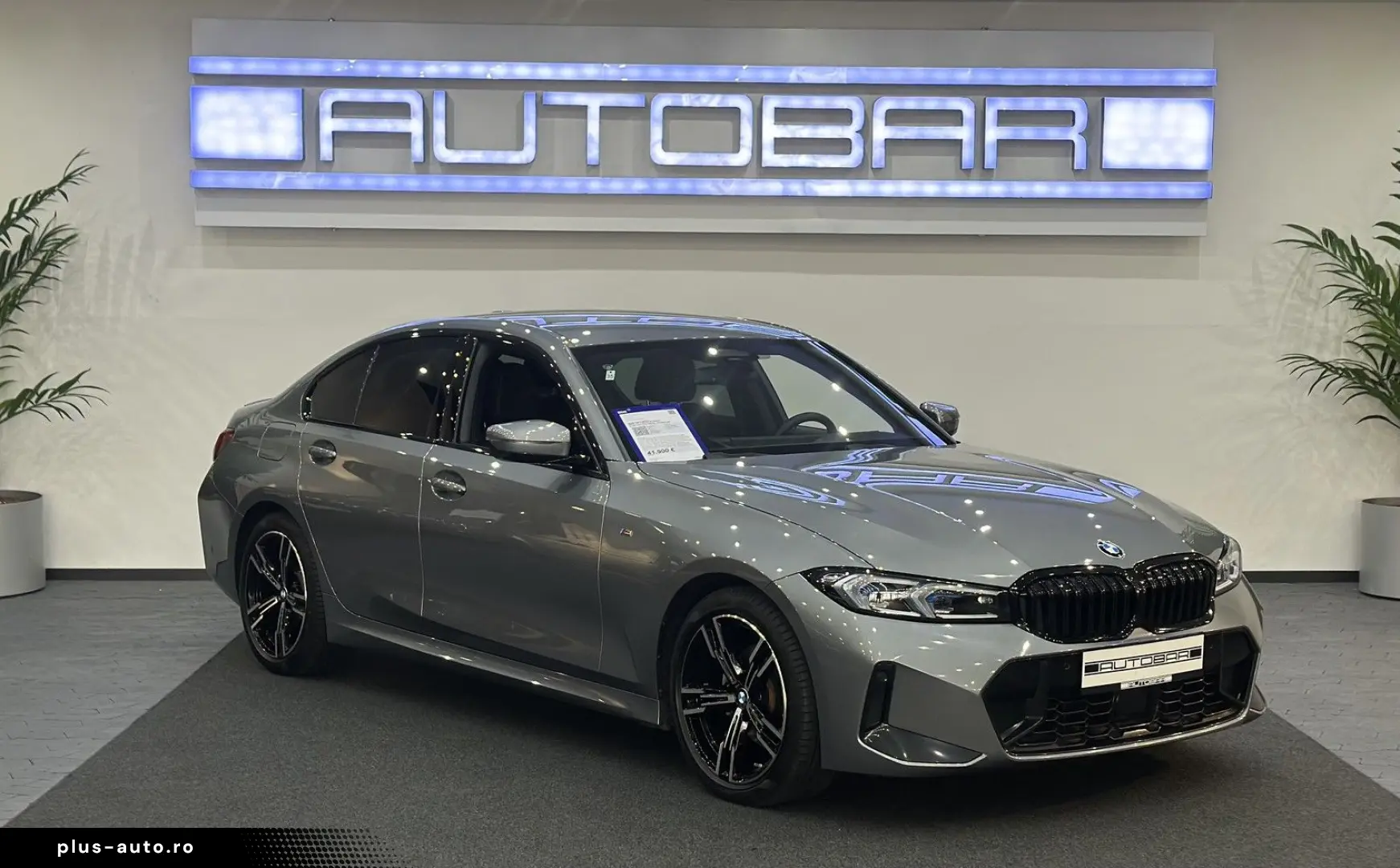 BMW 320 d xDrive M SPORT STANDHZ HEAD_UP ACC HiFi