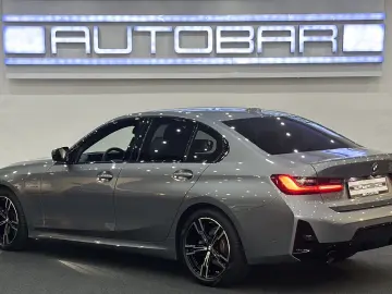 BMW 320 d xDrive M SPORT STANDHZ HEAD_UP ACC HiFi