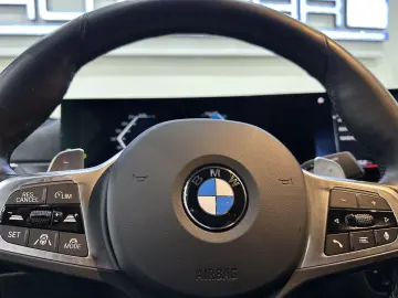 BMW 320 d xDrive M SPORT STANDHZ HEAD_UP ACC HiFi