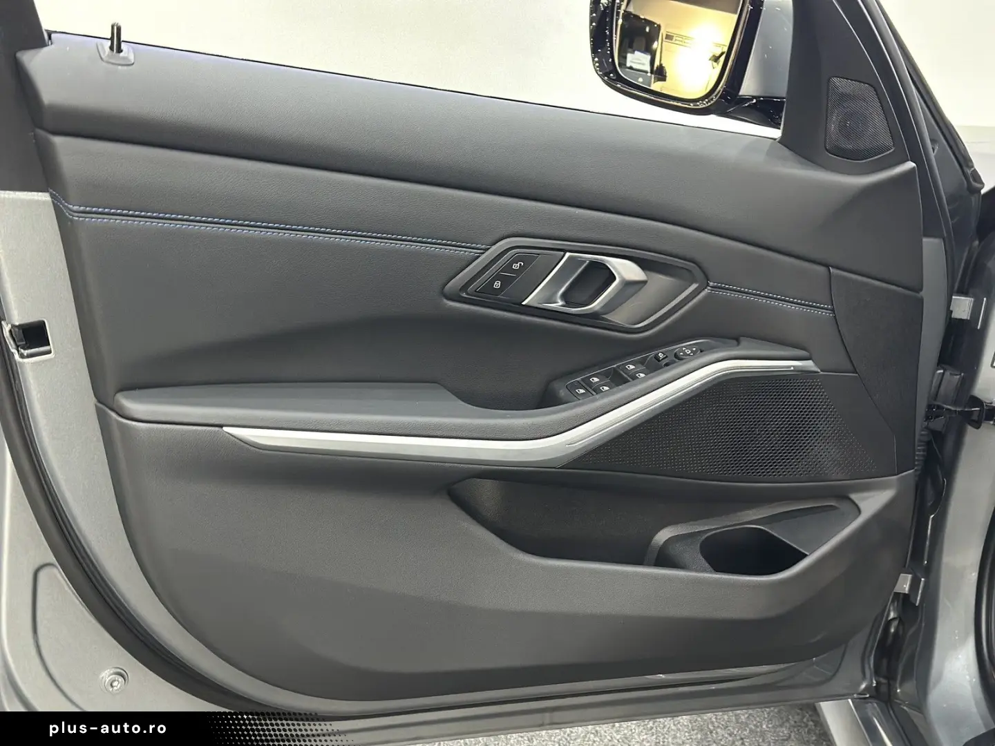 BMW 320 d xDrive M SPORT STANDHZ HEAD_UP ACC HiFi