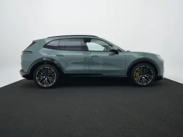 Porsche Cayenne Turbo Electric