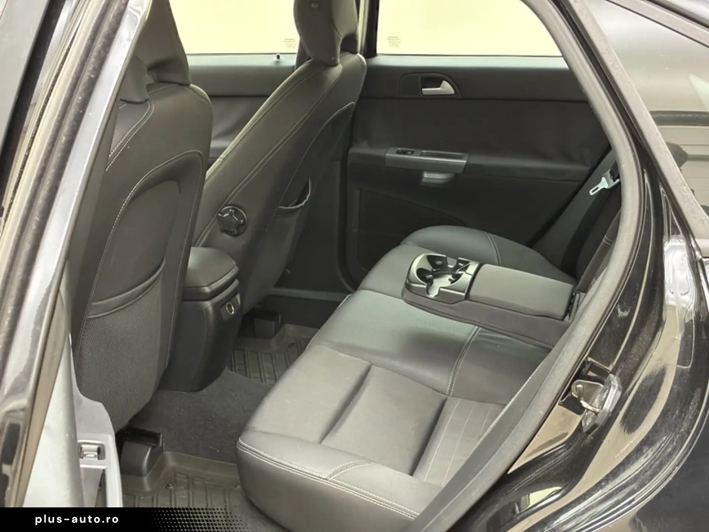 Volvo   S40   1.6   109CP   An 2006   Euro 4   Manuală