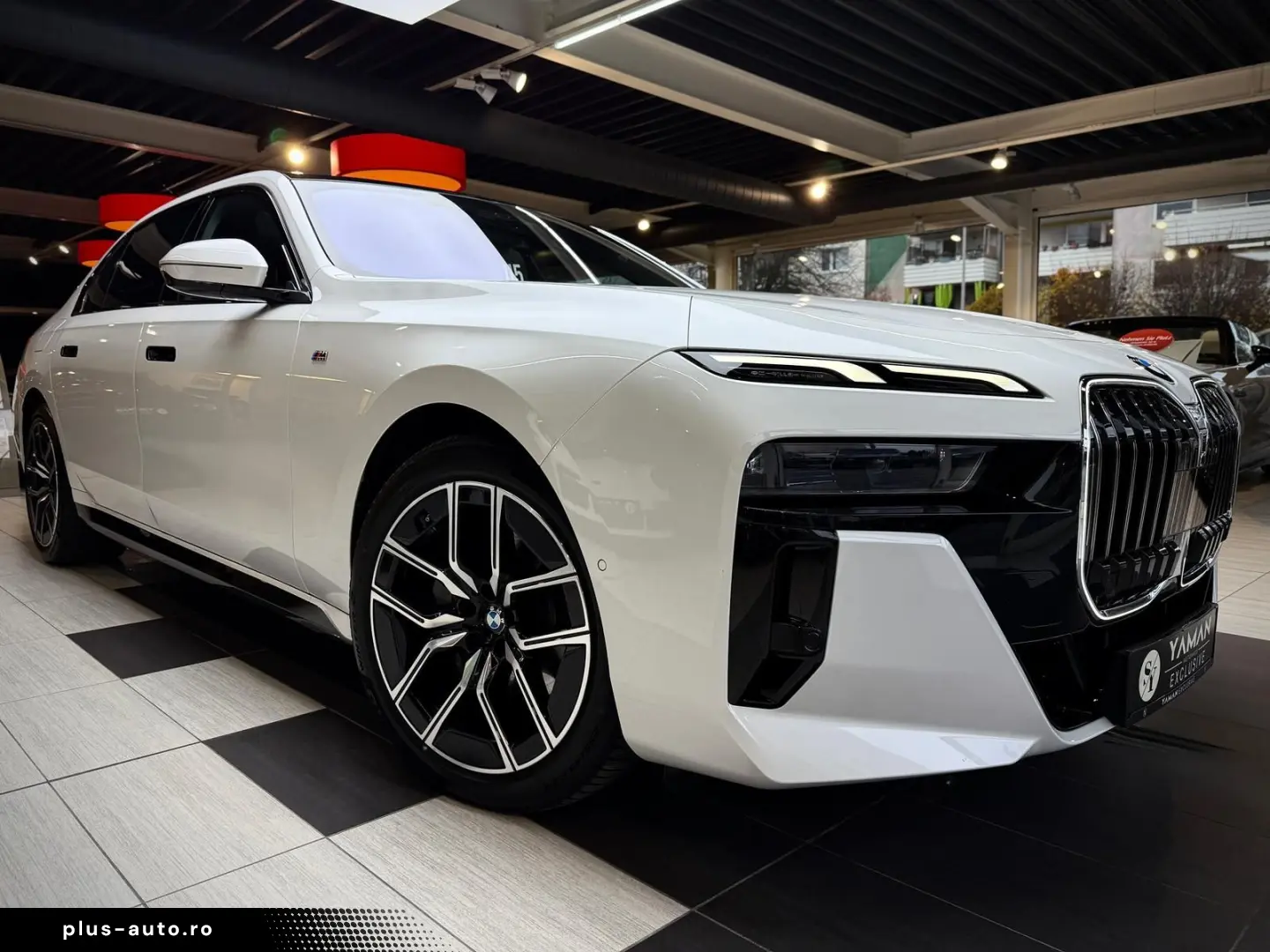 BMW Seria 7 în leasing operațional MOOV