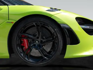 McLaren 750S Spider  Performance Interior