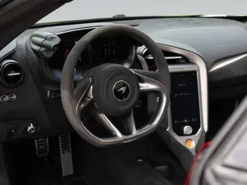 McLaren 750S Spider  Performance Interior