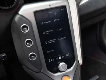 McLaren 750S Spider  Performance Interior