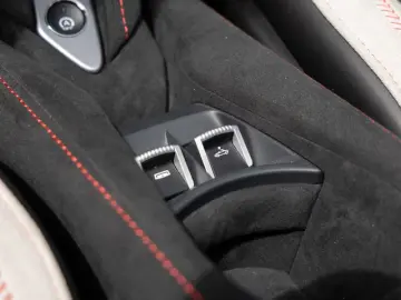 McLaren 750S Spider  Performance Interior