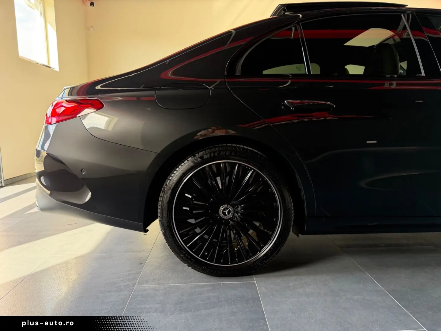 MERCEDES-BENZ E 450 4Matic Limo AMG Line Premium Plus VOLL