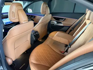 MERCEDES-BENZ E 450 4Matic Limo AMG Line Premium Plus VOLL