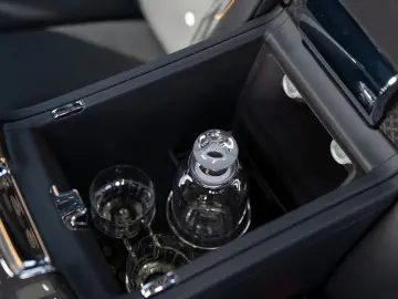 Rolls-Royce Cullinan Black Badge SERIES II   MY27