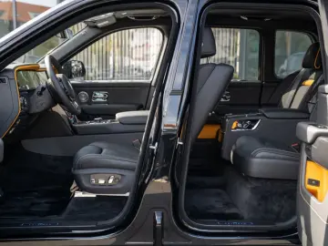 Rolls-Royce Cullinan Black Badge SERIES II   MY27