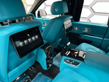 Rolls-Royce Cullinan Black Badge Prod 2026